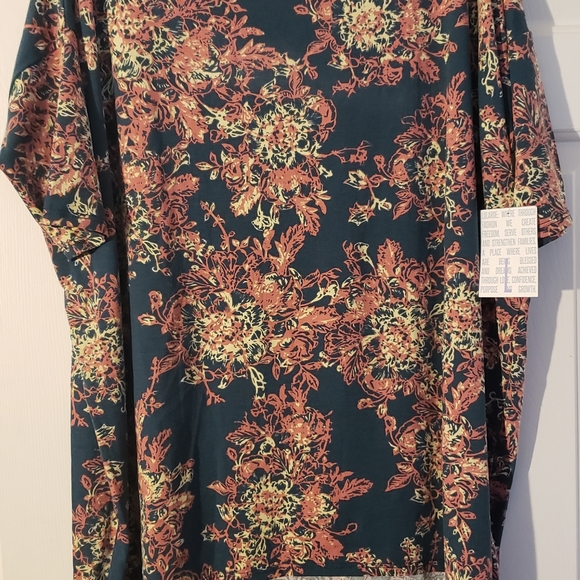 Lularoe Irma - Picture 1 of 1